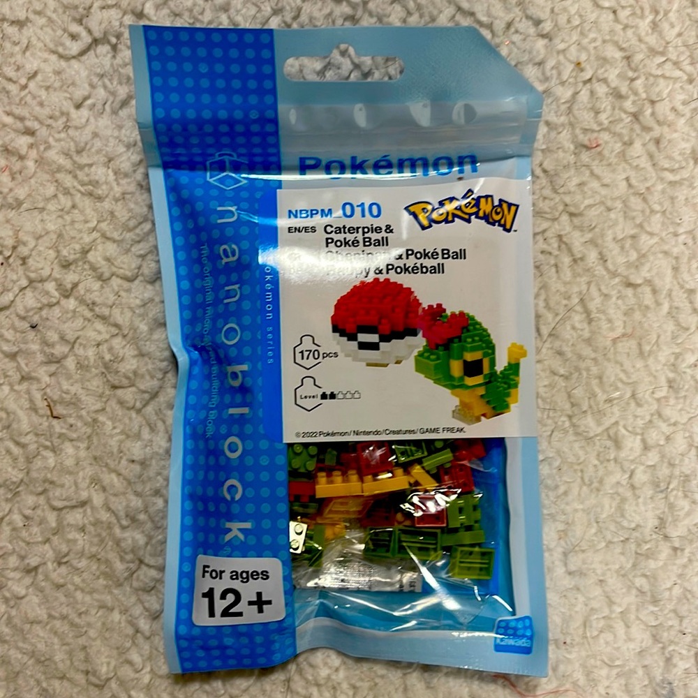 Pokémon carpe and Poké ball MVP,M010 nano block